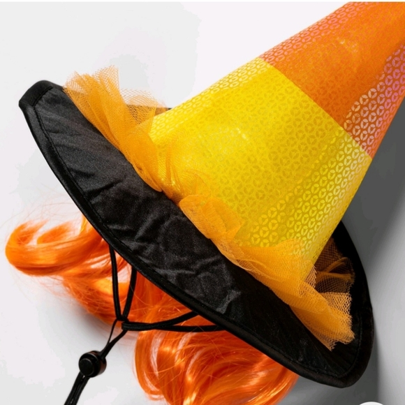 Hide and eek dog costume witches hat - Picture 3 of 6